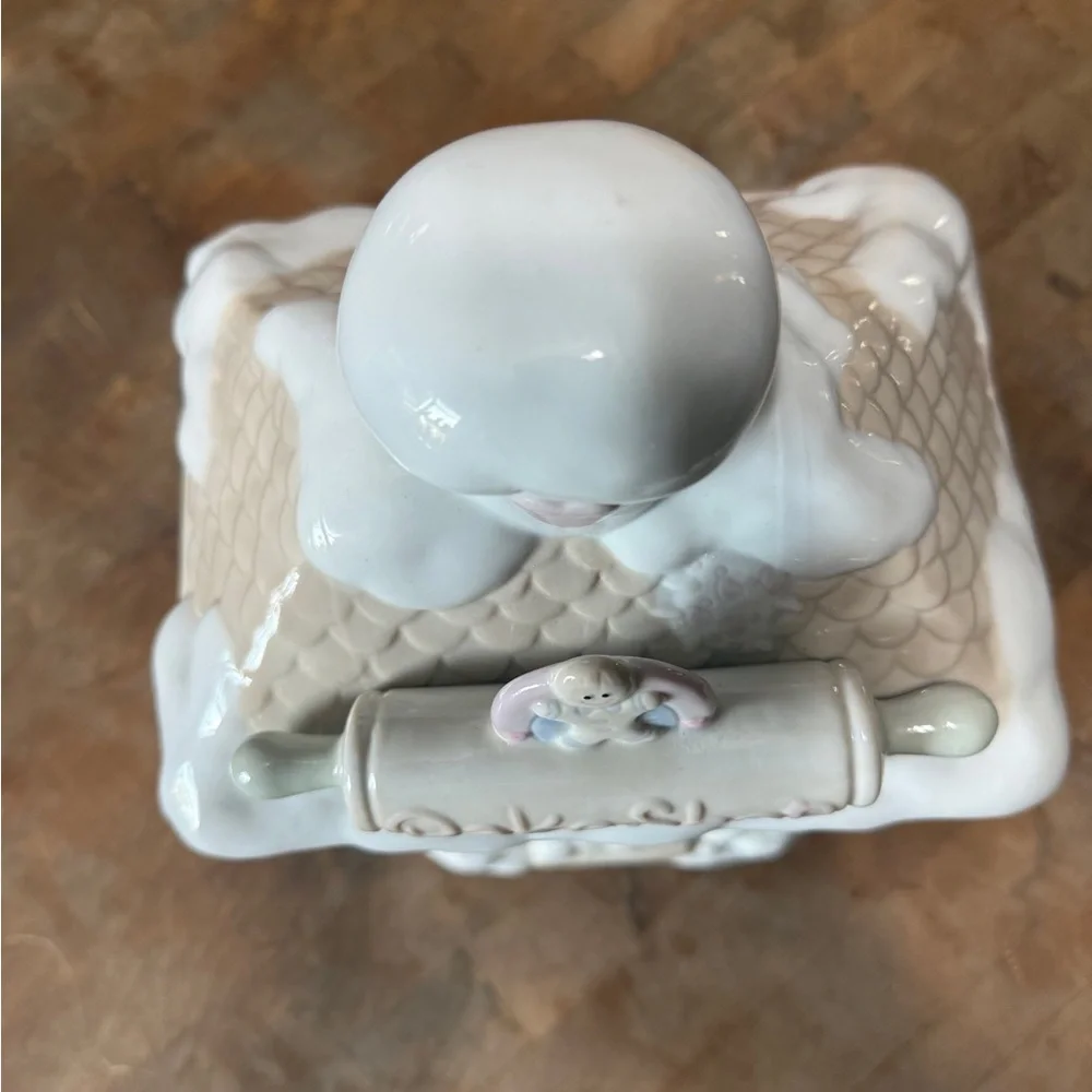 Vintage 1994 Precious Moments Ceramic Bake Shop Cookie Jar Christmas Canister